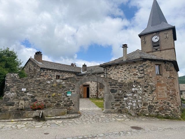 Eglise à Champclause