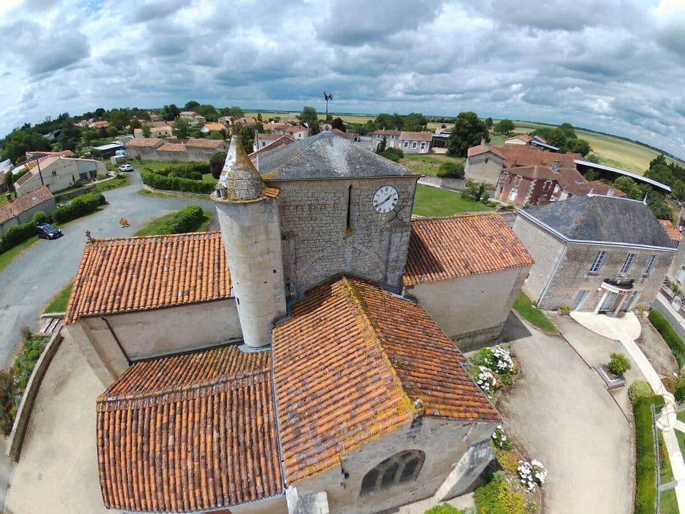 Eglise Saint-Julien de Pétosse