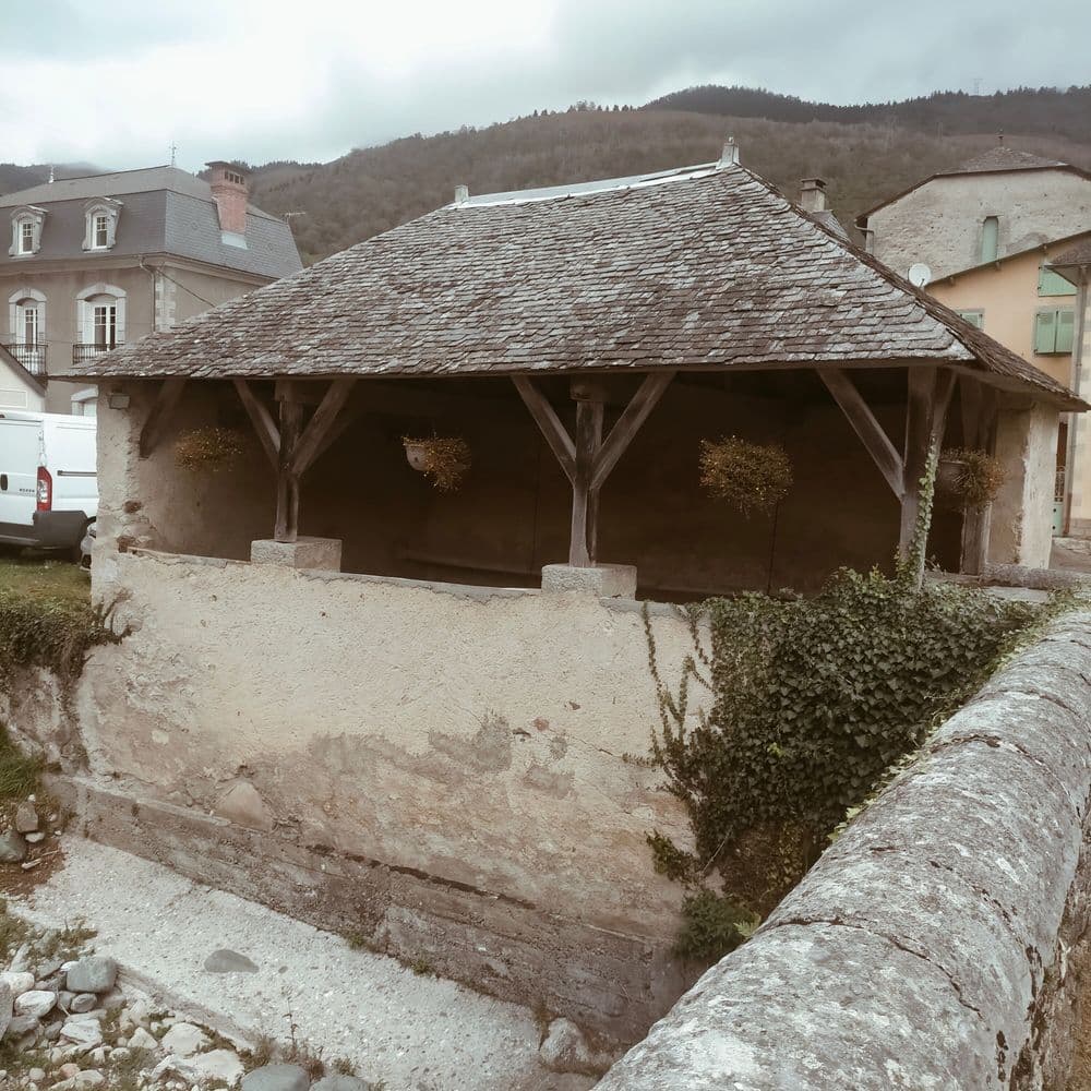 LE LAVOIR DE COARRAZE A BIELLE