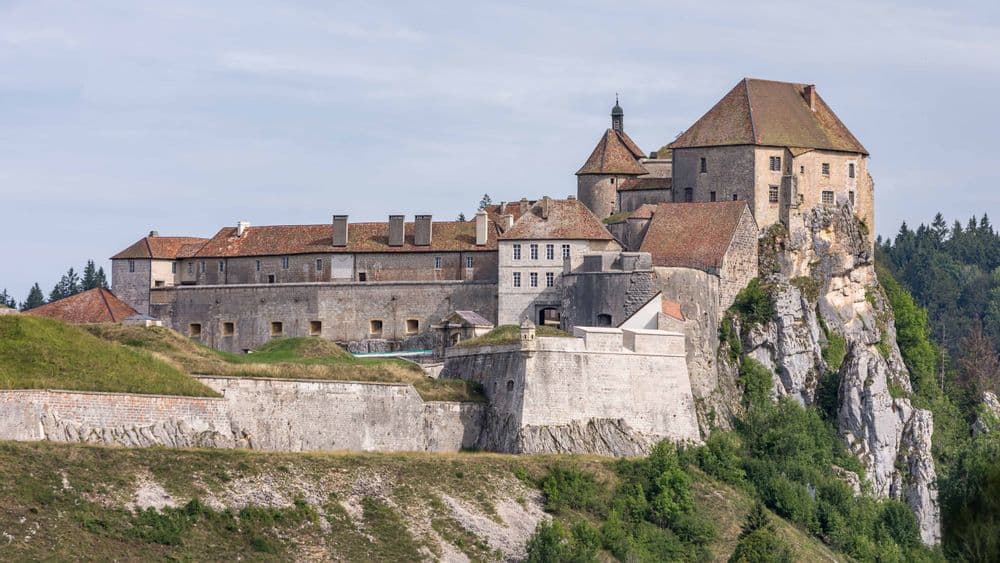 Le château de Joux