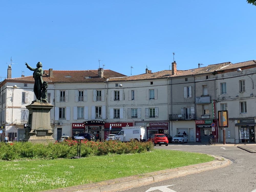 Statue Jasmin à Agen