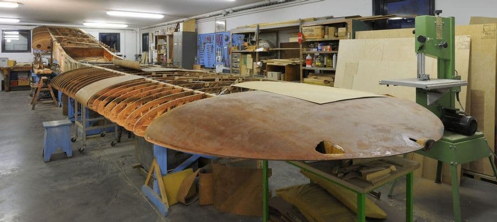 Ailes de l'avion en cours de restauration 