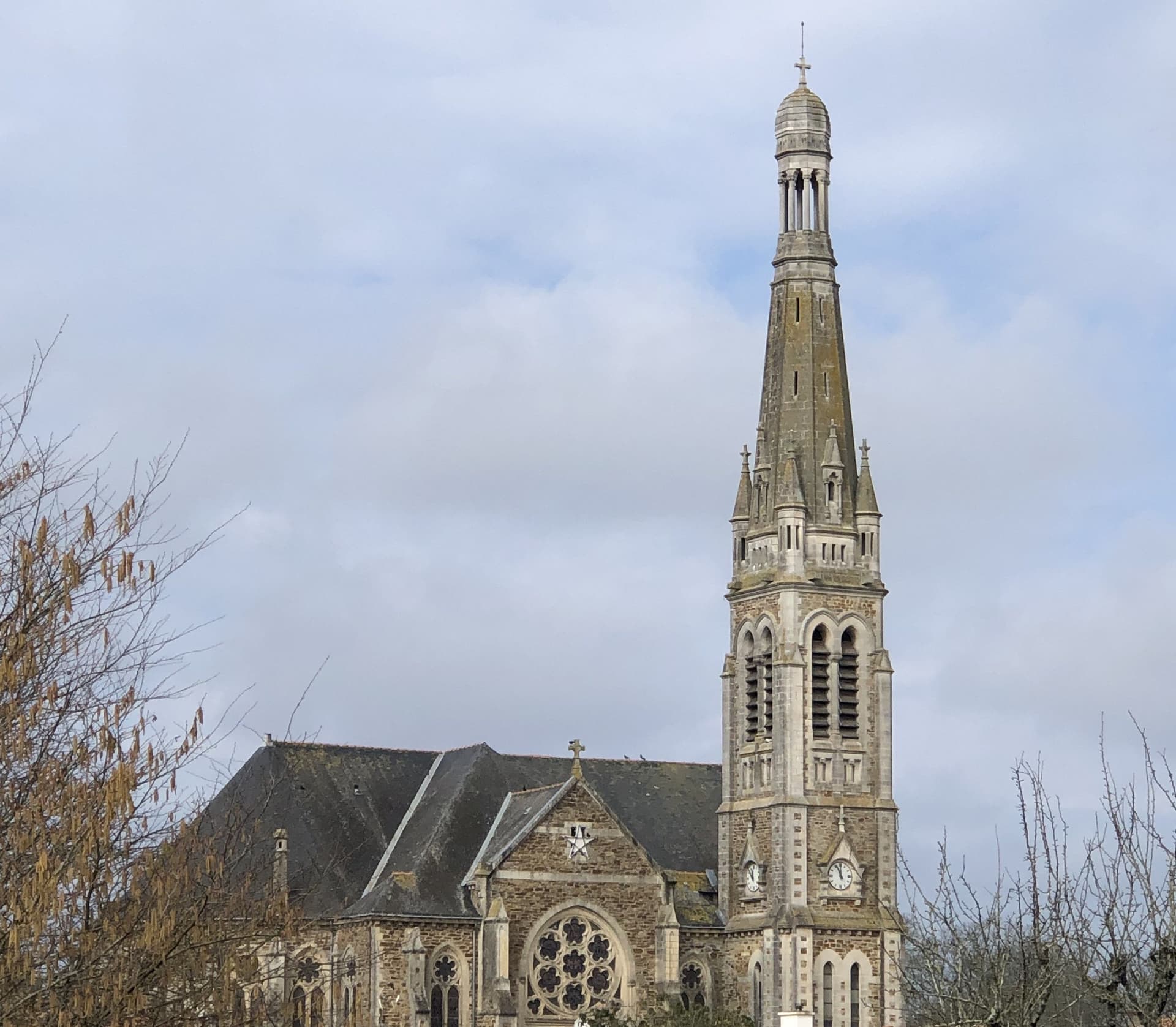 Eglise de Saint-Hilaire-de-Chaléons