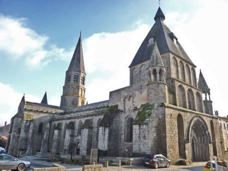 Collégiale Saint-Pierre