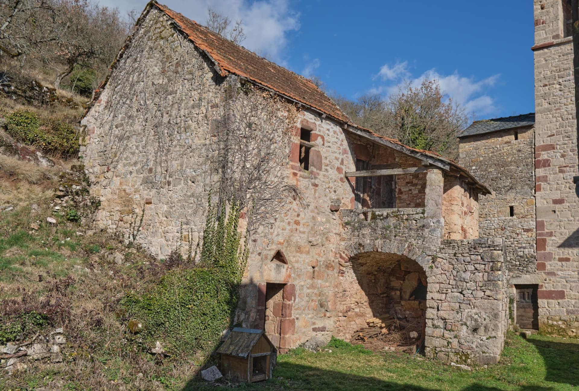 Maison rouergate à réhabiliter à Cayssac