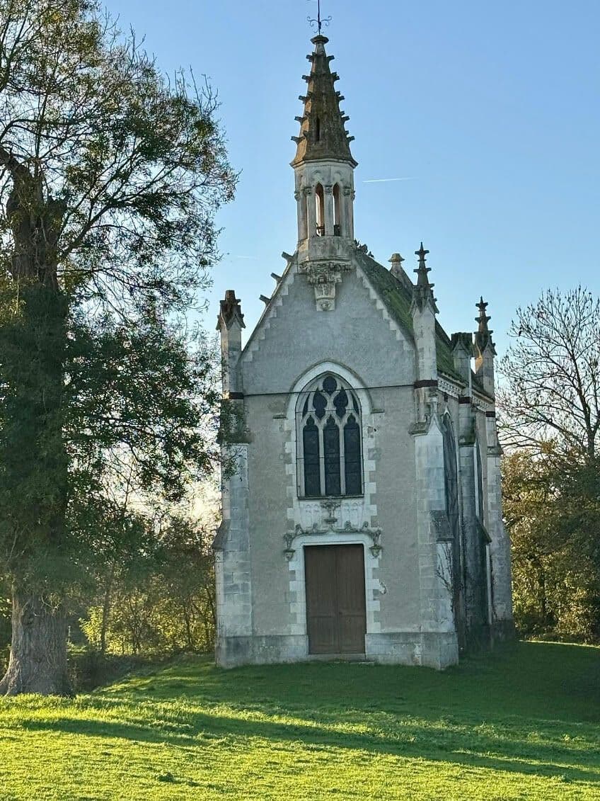 Chapelle funéraire à Saint-Chartier