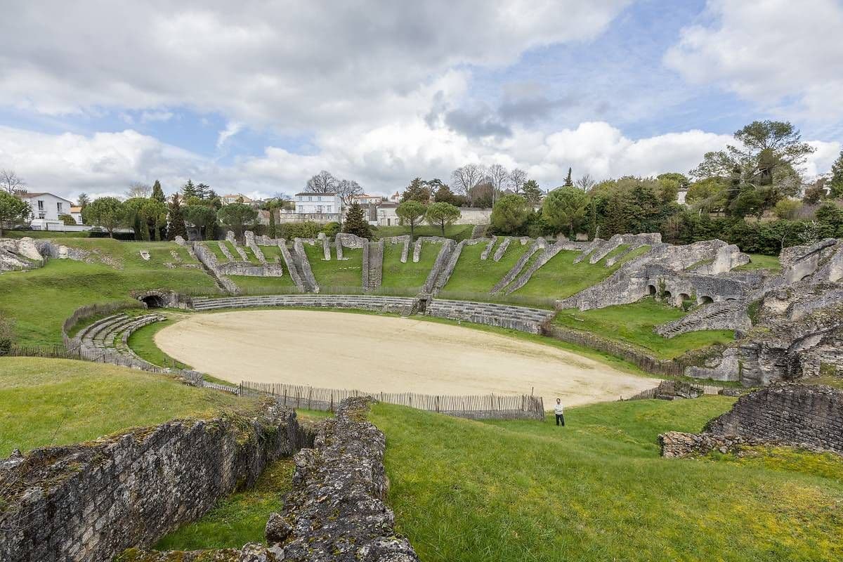 Amphithéâtre antique de Saintes