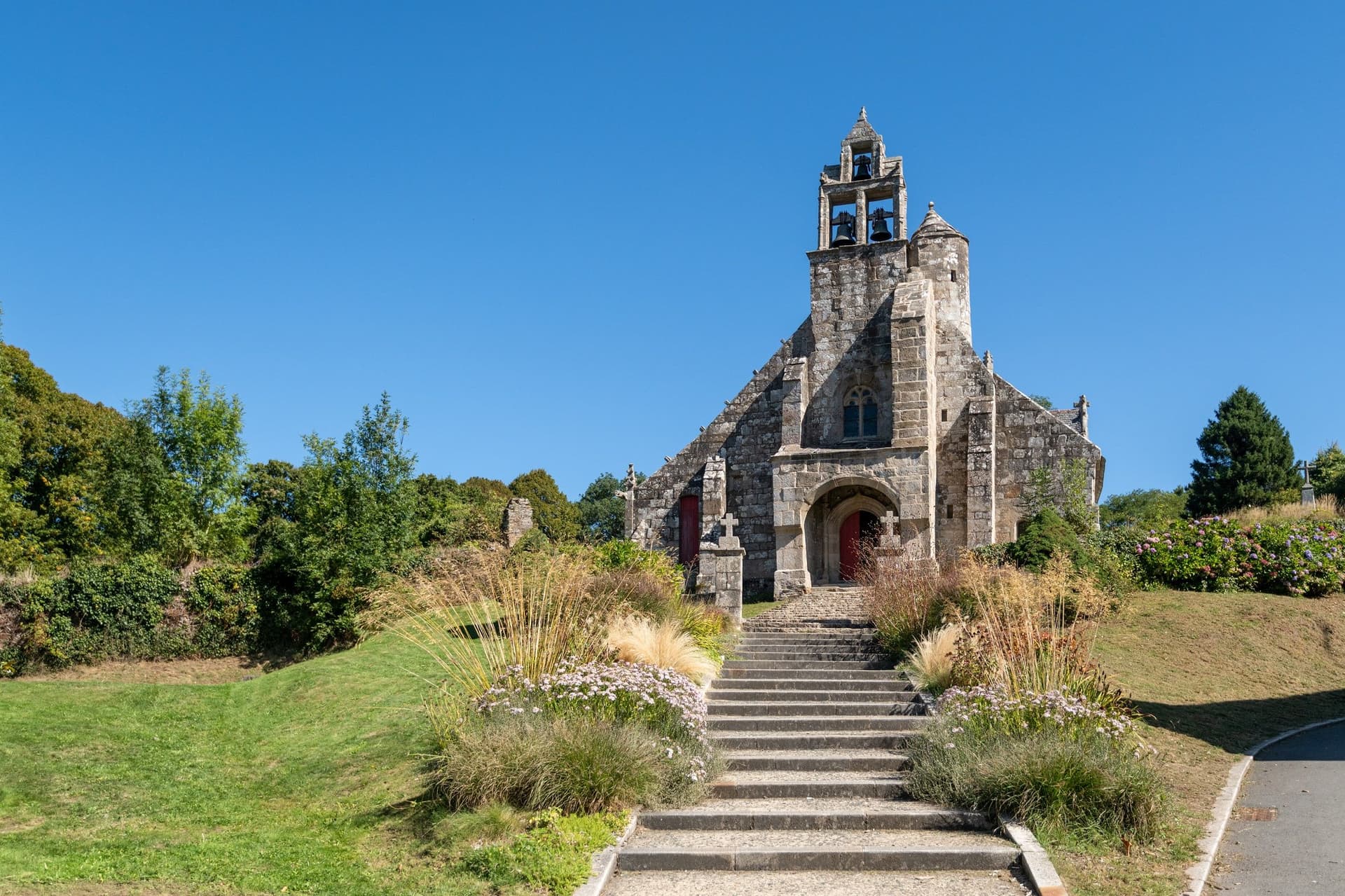 Eglise Saint-Envel de Loc-Envel