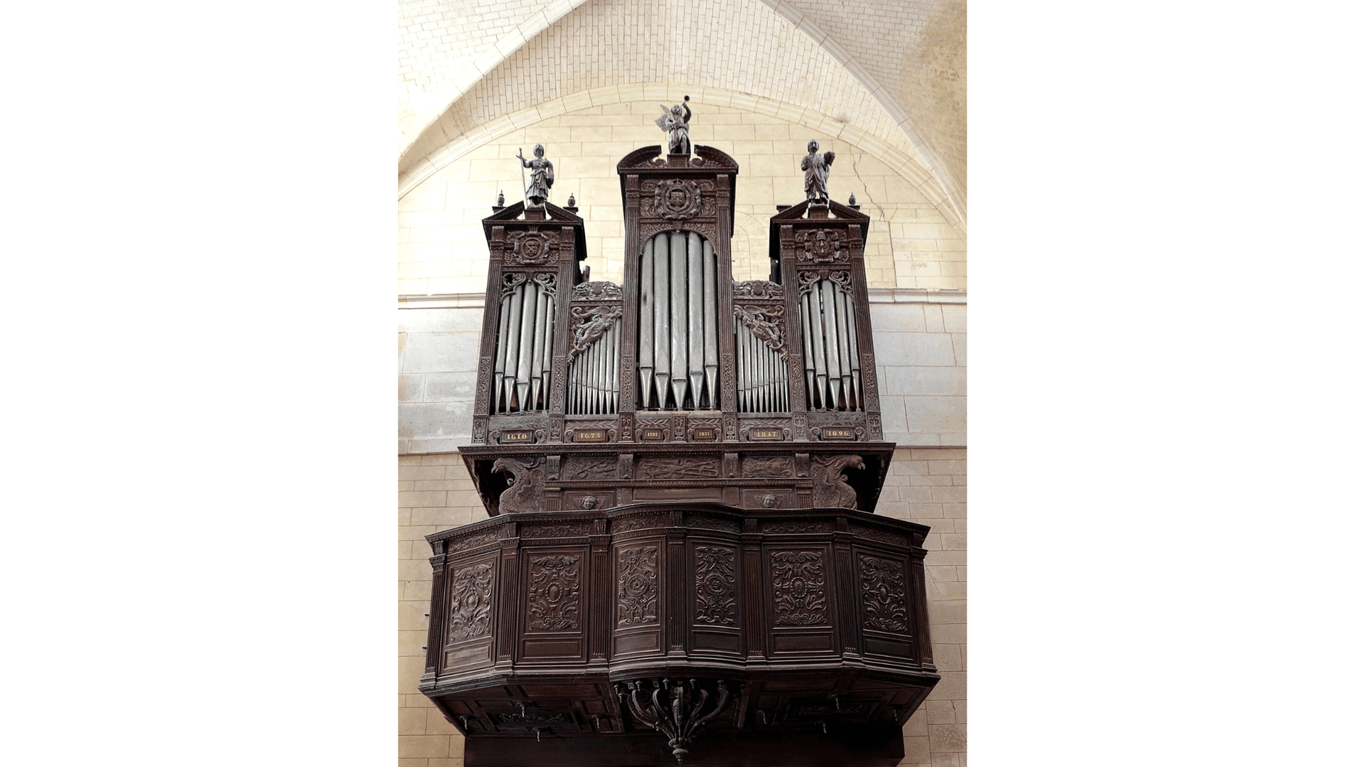 Orgue de l'église Saint-Pierre à Tonnerre