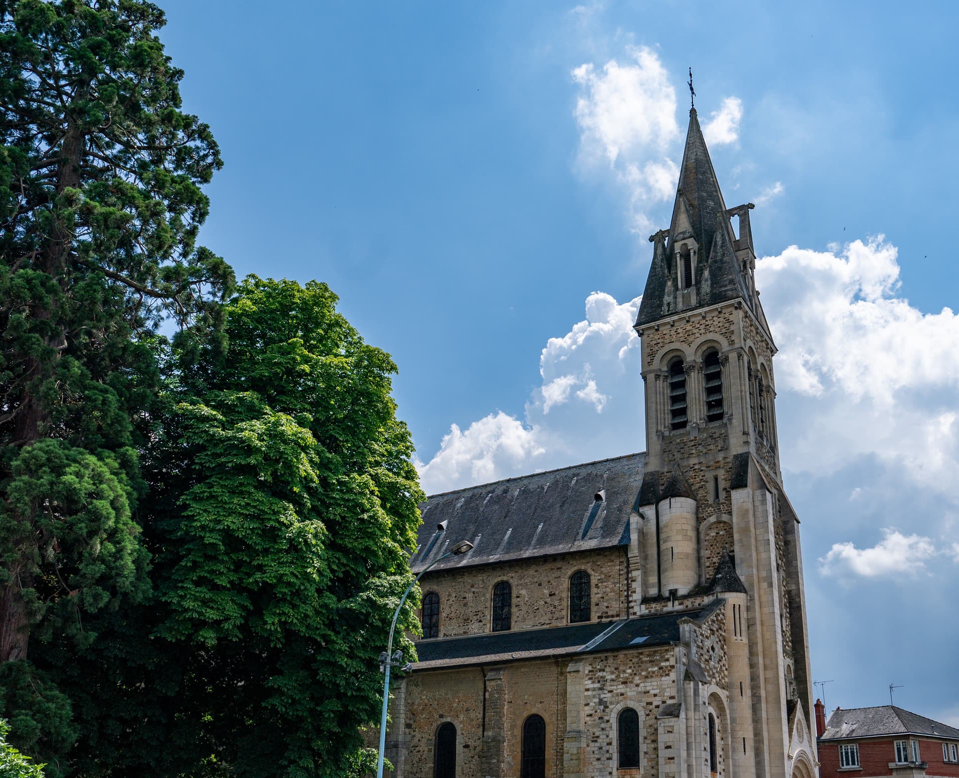 Eglise Notre-Dame du Pré, Le Mans