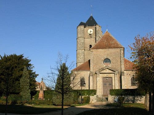 Eglise Saint-Martin à Ozouer le Voulgis
