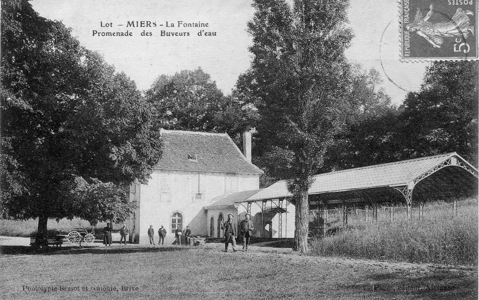 Halle Eiffel de la Source Salmière à Miers