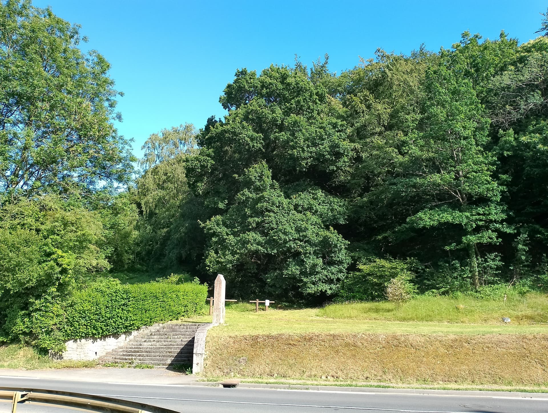 La restauration du calvaire du Mont-Brûlé
