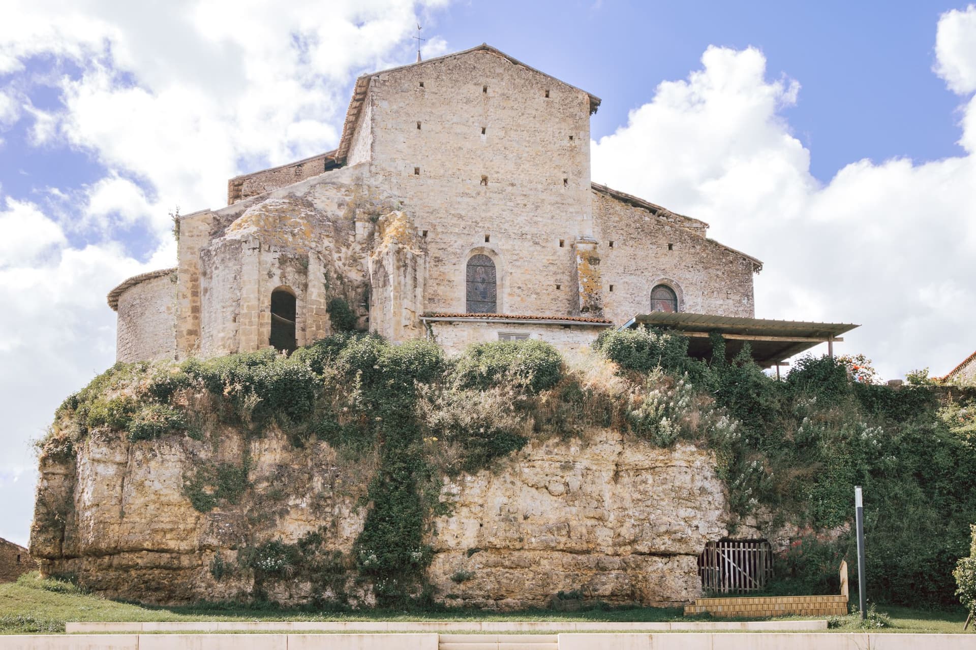 Eglise de Château-Larcher
