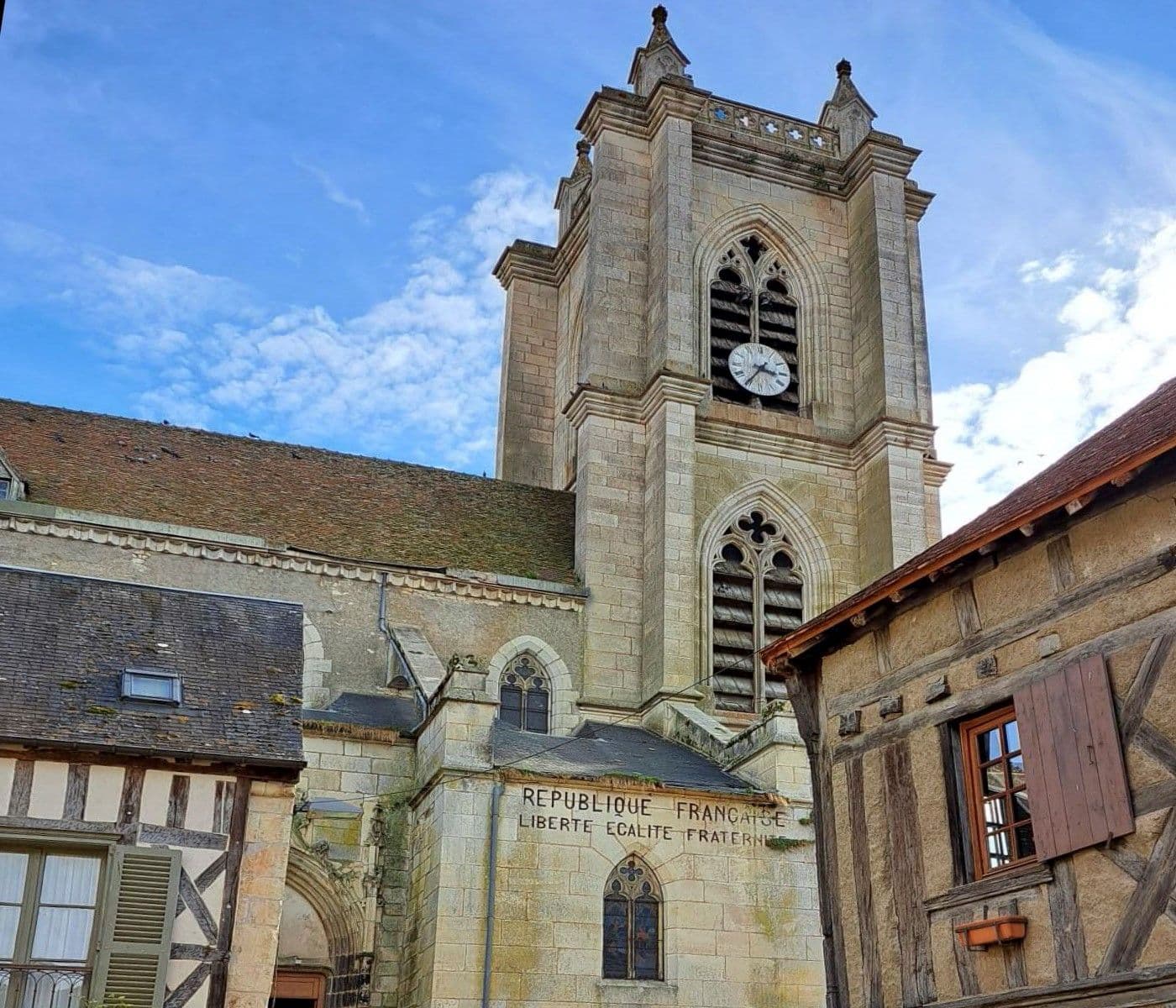 Eglise de Donzy