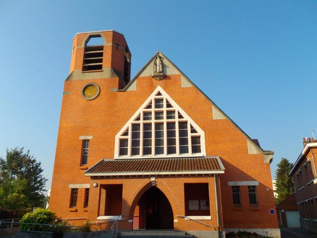 Vitraux de l'église Sainte-Thérèse de Douai