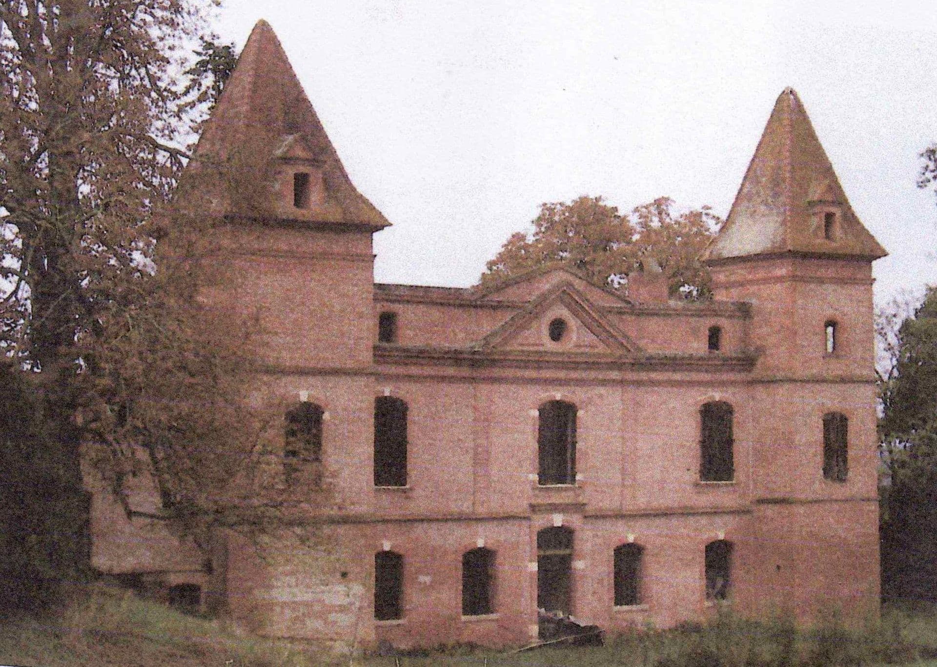 Château à Bourg-Saint-Bernard