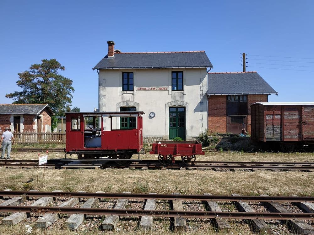 La Gare de la Roche à Saint-Jean-de-Linières