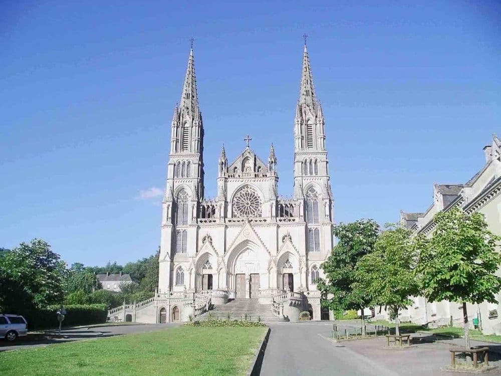 Basilique Notre-Dame de Montligeon