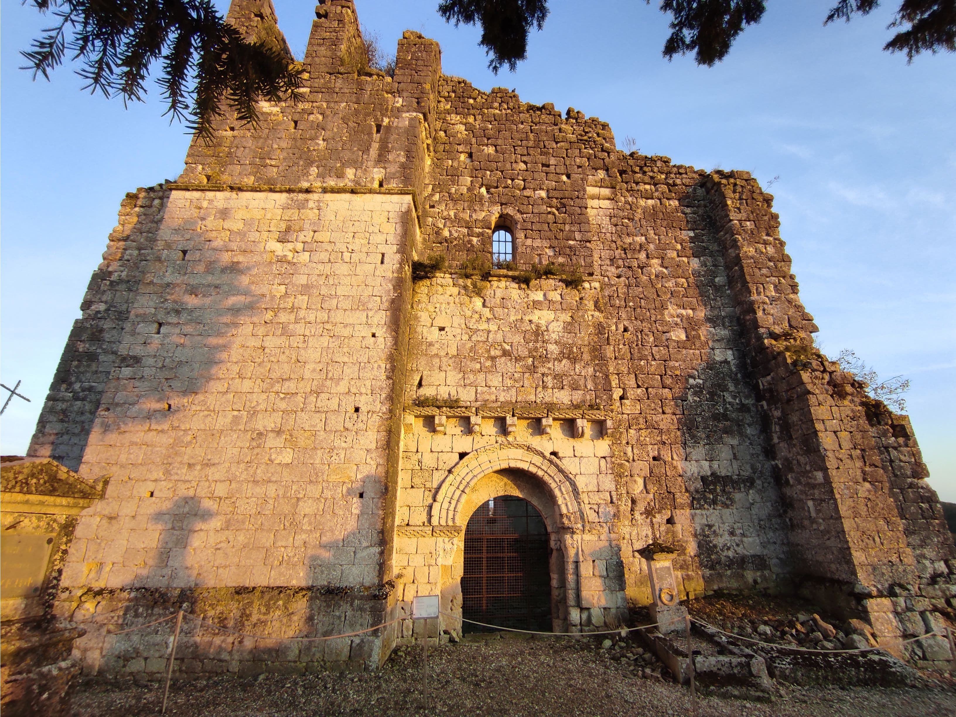 Eglise de Cazeaux à Laplume