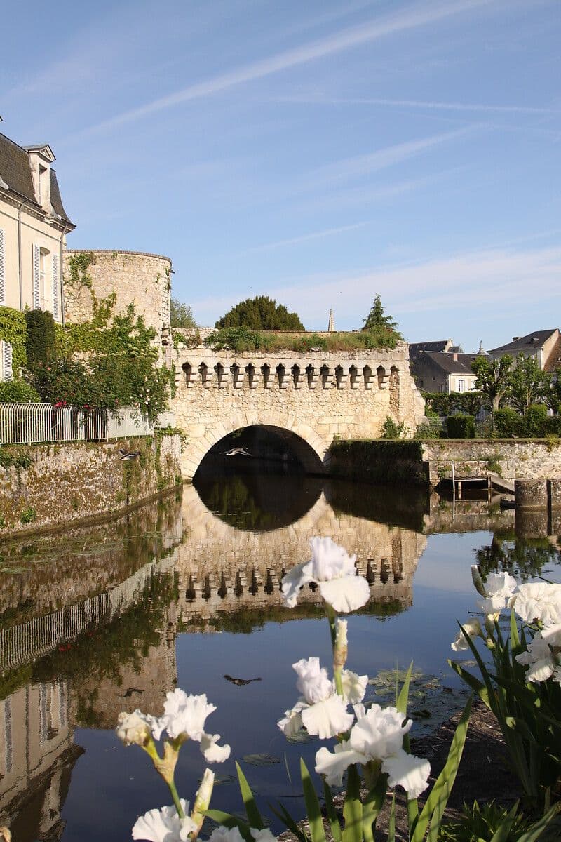Arche des Grands-Prés à Vendôme
