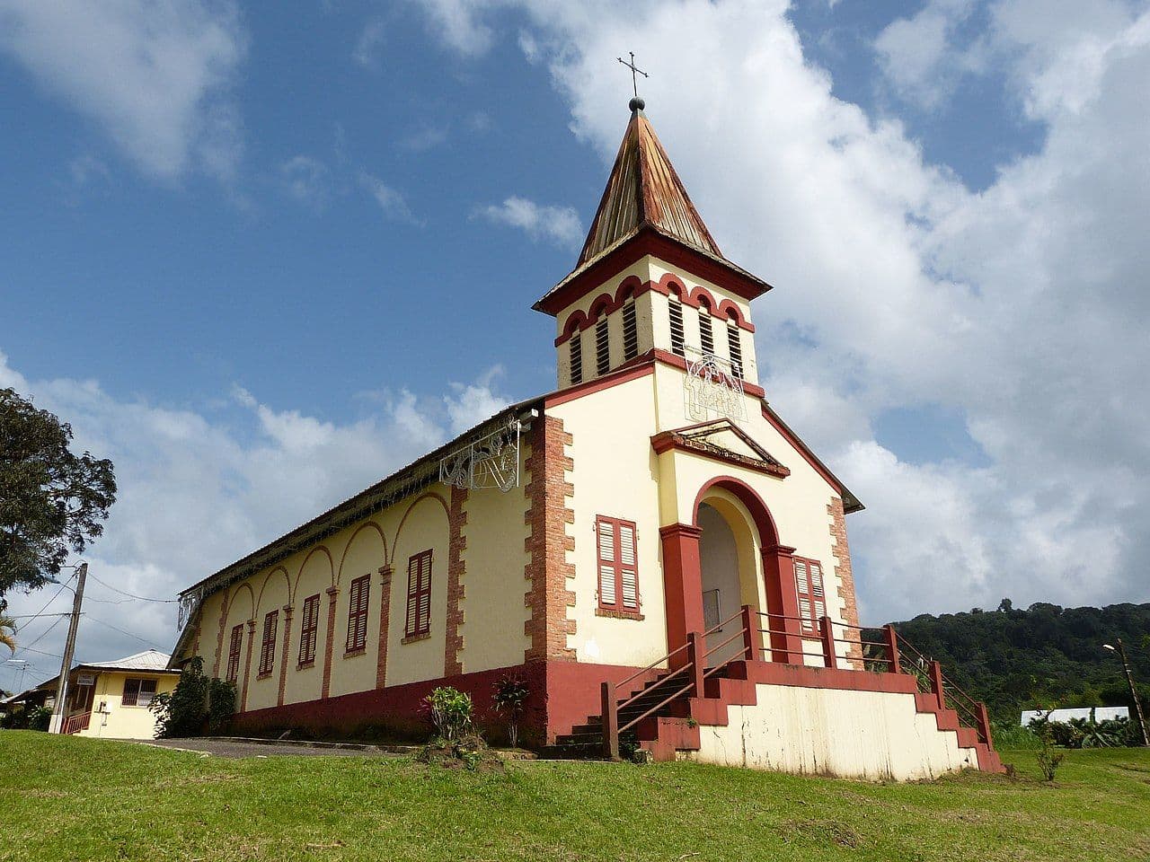 Eglise de Roura